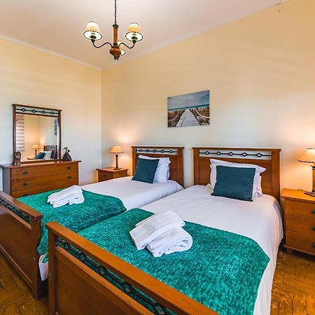 Casa A Beira Mar - Countryhouse With Ocean View São Pedro da Cadeira Exterior photo