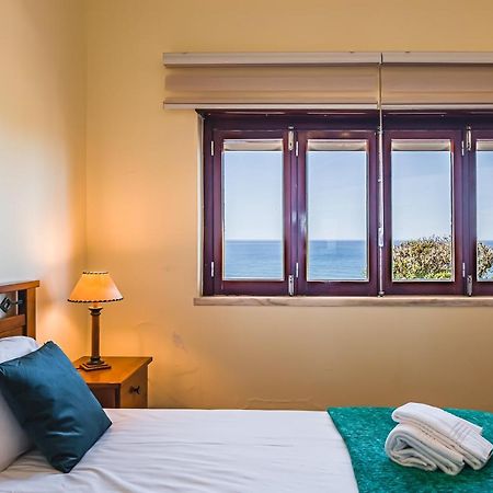 Casa A Beira Mar - Countryhouse With Ocean View São Pedro da Cadeira Exterior photo