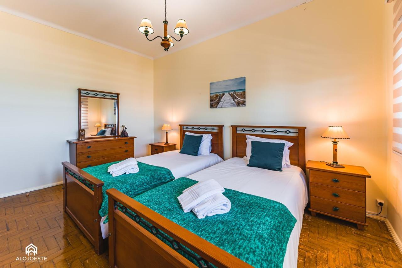Casa A Beira Mar - Countryhouse With Ocean View São Pedro da Cadeira Exterior photo