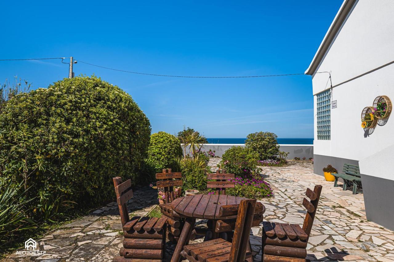 Casa A Beira Mar - Countryhouse With Ocean View São Pedro da Cadeira Exterior photo