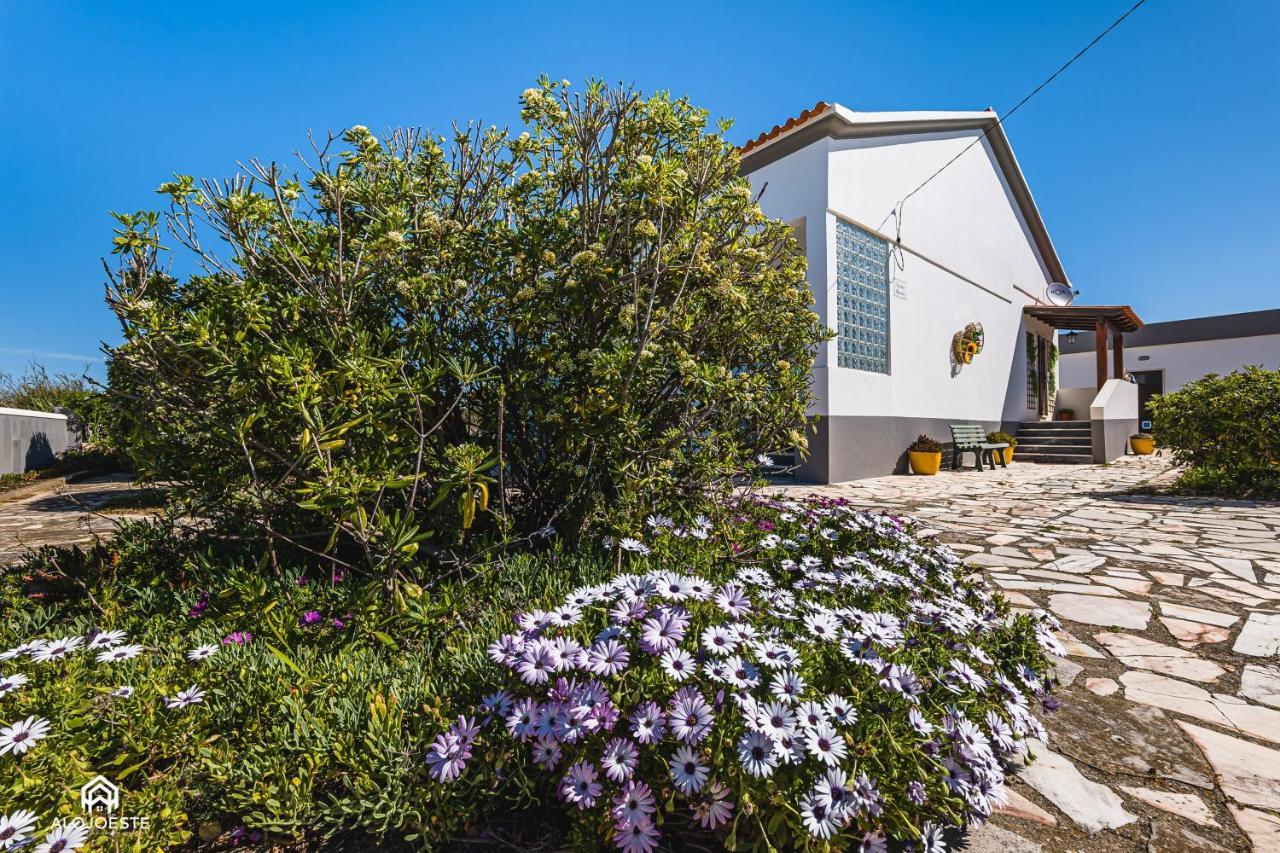 Casa A Beira Mar - Countryhouse With Ocean View São Pedro da Cadeira Exterior photo
