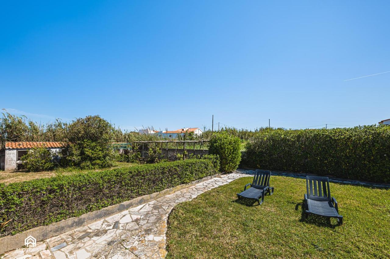 Casa A Beira Mar - Countryhouse With Ocean View São Pedro da Cadeira Exterior photo